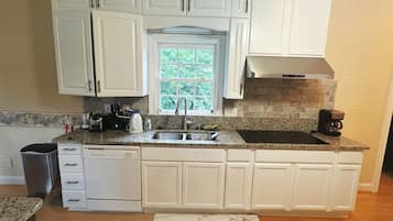 Microwave, dishwasher