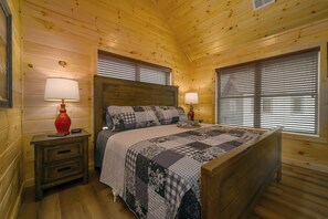 4 bedrooms, iron/ironing board, travel cot, free WiFi