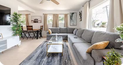 âCharming 3BR Retreat-Family-Friendly-Near Top Attractions!