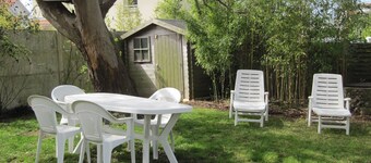 Pornichet quiet vacation home with enclosed garden.