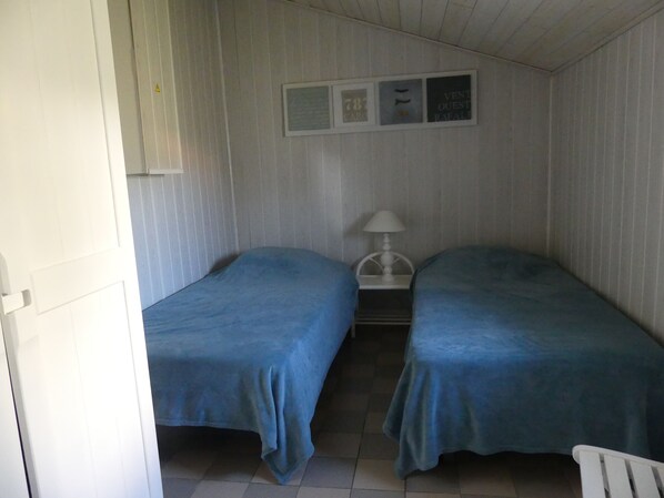 2 slaapkamers, een strijkplank/strijkijzer, wifi