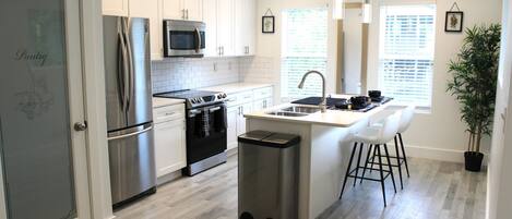Microwave, oven, stovetop, dishwasher