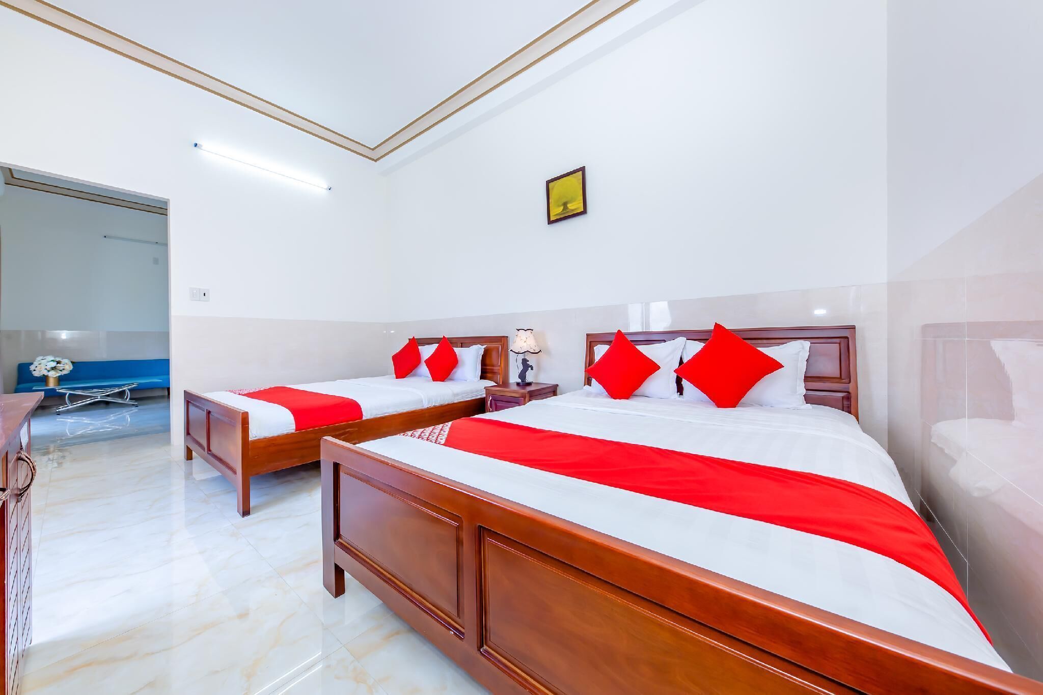 Family Studio Suite | Memory foam beds, laptop workspace, free WiFi