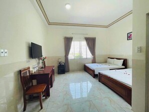 Memory foam beds, laptop workspace, free WiFi