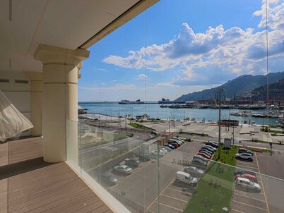 萨莱诺的阿玛米阿尔新月