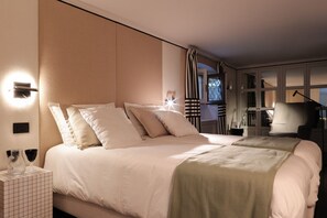 3 Schlafzimmer, Zimmersafe, Schreibtisch, Bügeleisen/Bügelbrett