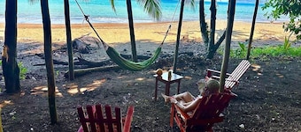 海盗德雷克海滩旅舍