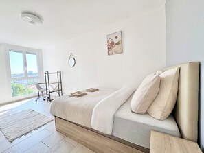 3 bedrooms, WiFi, bed sheets
