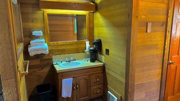 Towels, soap, shampoo, toilet paper