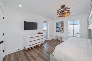 8 bedrooms, iron/ironing board, free WiFi, bed sheets