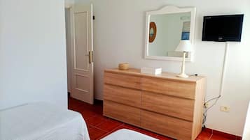 Apartamento, 1 habitación, balcón, vistas al jardín | Servicio de la habitación