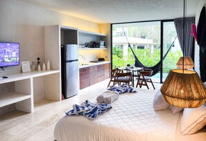 1 chambre, fer et planche à repasser, Wi-Fi gratuit, draps fournis