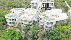 Exterior - Jungle Living 1 Bedroom New Apartment King Bed (Tulum)