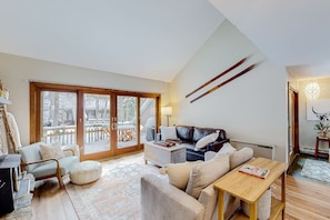 Televisor i llar de foc