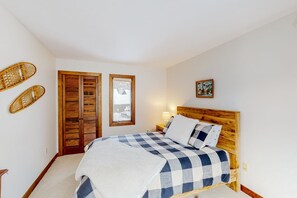 2 bedrooms, WiFi, bed sheets