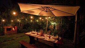 Unclassified image, 2 of 46, button - Casa Tucano Floripa | Nature stay with sea view for 11 (Florianópolis)