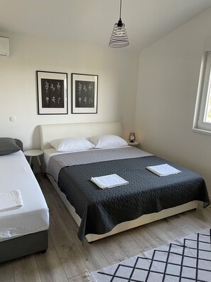 2 soverom, strykejern/-brett, wi-fi og sengetøy