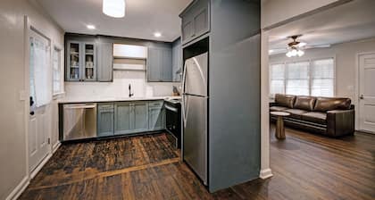 Peaceful Clinton Retreat in Olde Towne