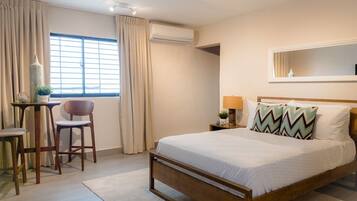 1 makuuhuone, silitysrauta/-lauta, internet, vuodevaatteet