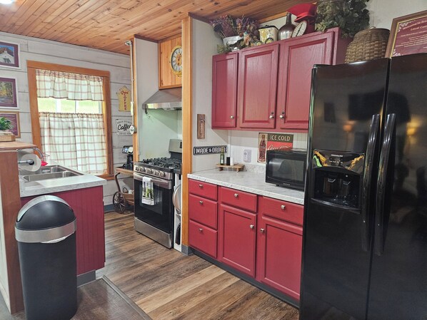 Microwave, oven, stovetop