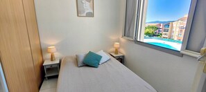1 bedroom, iron/ironing board, WiFi