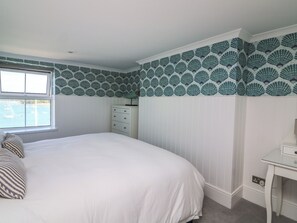 2 bedrooms, individually decorated, individually furnished, free WiFi - 43 The Salcombe (Salcombe)