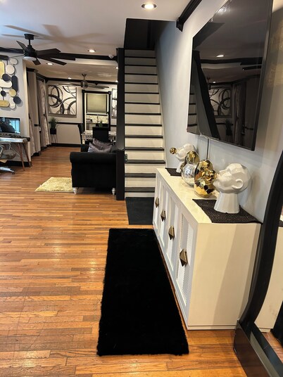 There’s No Place Like Home. Lovely 3-bedroom house in Philadelphia