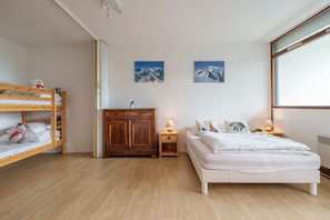 1 bedroom, iron/ironing board