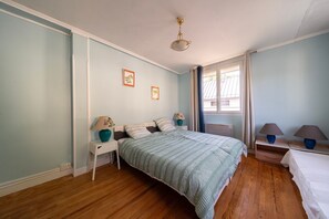 3 bedrooms, iron/ironing board, free WiFi, bed sheets - Riviera d'Ax - proche télécabine Ax 3 Domaines (Ax-les-Thermes)