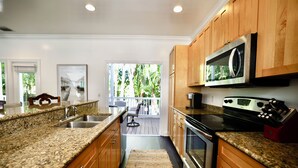 Private kitchen -  Charming 3-bedroom house featuring a heated private pool. (Duck Key)