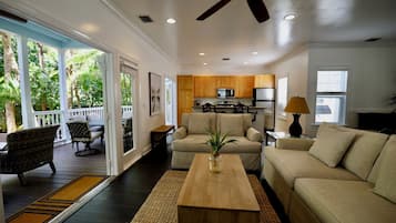 Smart TV, DVD player, books, printers