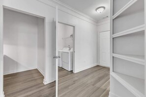 Interior - Upscale King 4BR Suite Mins to Downtown Raleigh! (Cary)