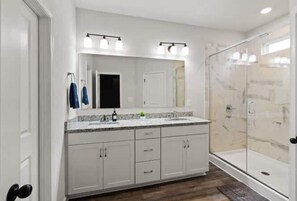 Ducha y secador de pelo