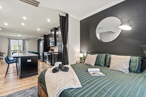 4 bedrooms, iron/ironing board, travel cot, WiFi