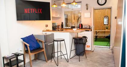 Cozy house in Fairfield, 10min to town/7min to Anfield stadium