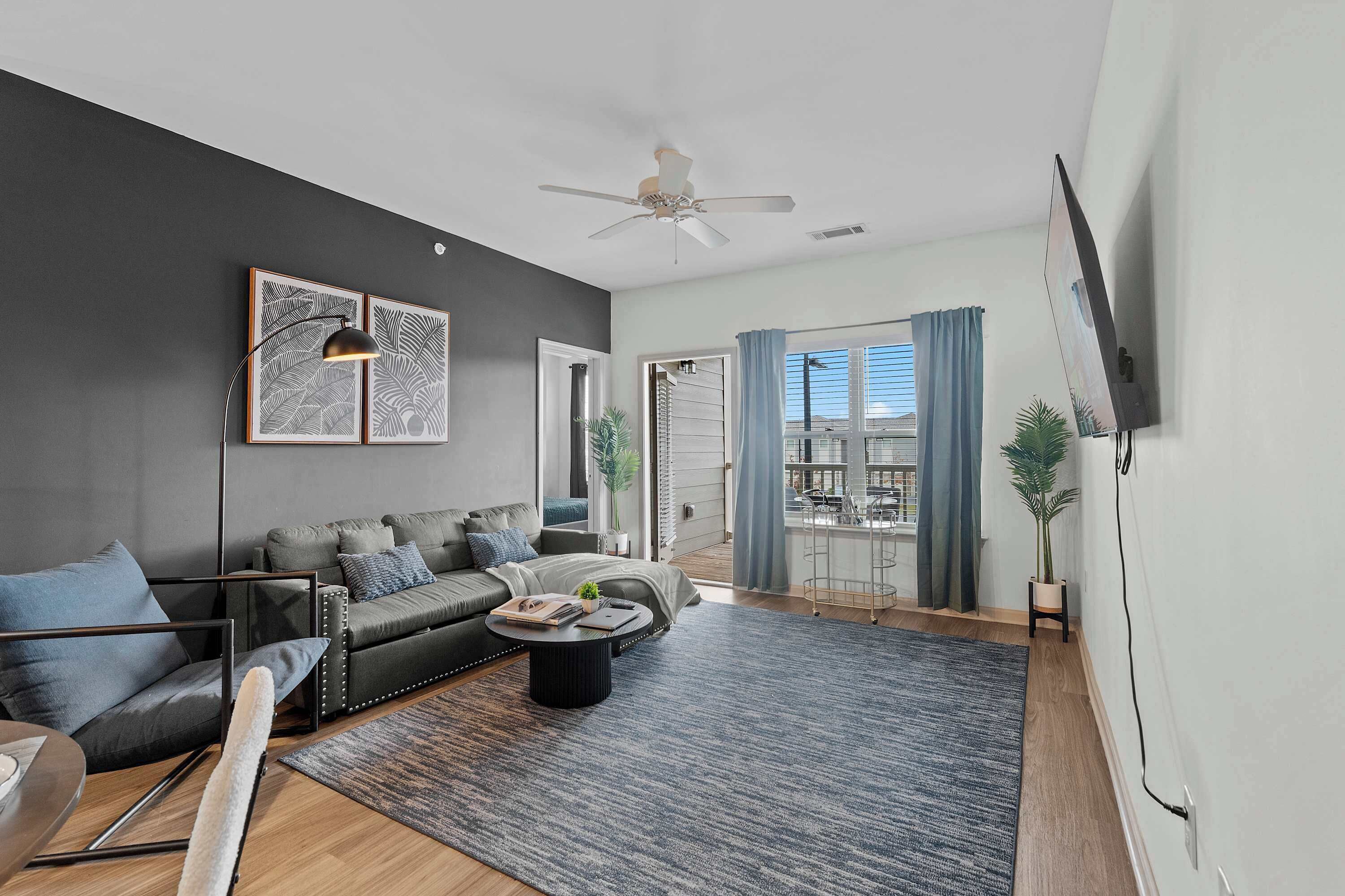 Télévision, espaces bureaux