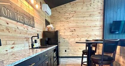 On The Rocks Treehouse at Whiskey Woods