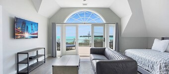 Expansive Hamptons Home Between Hampton Bays and Shinnecock Hills, Private...