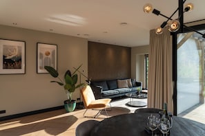 Interior - De Witte Bergvliet Villa, luxury vacation home on estate with golf course and spa (Oosterhout)