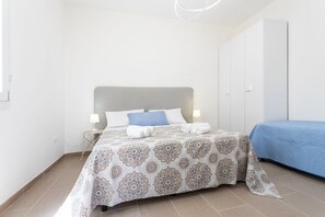 3 bedrooms, free WiFi, bed sheets