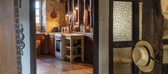 Le Moulin de Giroir: peaceful riverside setting
