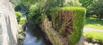 Le Moulin de Giroir: peaceful riverside setting