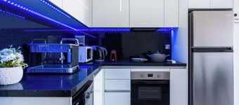 Olympus Stylish 2-BR Apt in Larnaca