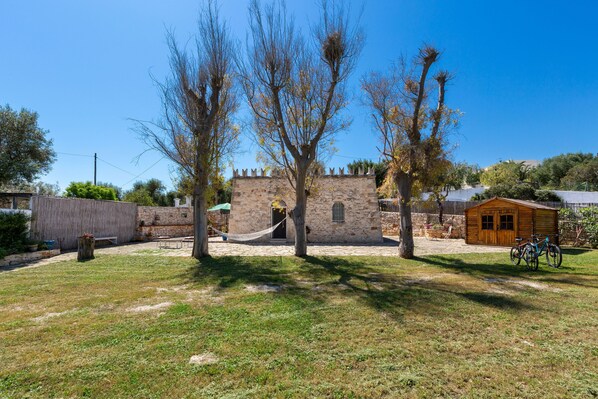 Exterior - The Royal Lamia by BarbarHouse (Ostuni)