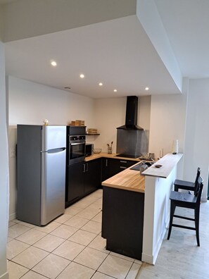 Private kitchen - 80 m2 apartment close to the center of Bayonne (Bayonne)