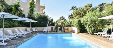 Alberca al aire libre