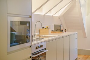 Apartment | Private kitchen - Feel Porto Matosinhos Ocean Flat IV (Matosinhos)