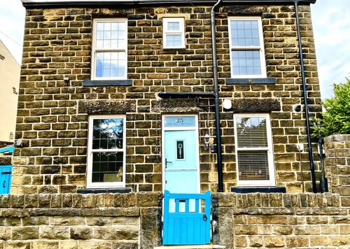 Charming Stone Cottage in the Heart of Yorkshire!