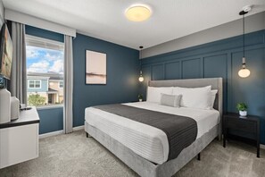 9 chambres, fer et planche à repasser, Wi-Fi, draps fournis