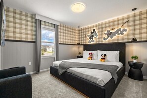 9 chambres, fer et planche à repasser, Wi-Fi, draps fournis